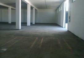A LOUER DEPOT 3600 M2 RDC RADES
