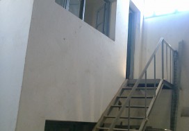 A LOUER LOCAL INDUSTR 3500 M2 B AROUS