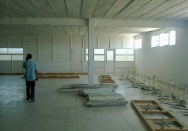 A LOUER LOCAL 1500 M2 2E ETAGE CHARGUIA