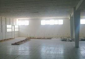 A LOUER LOCAL 1500 M2 2E ETAGE CHARGUIA