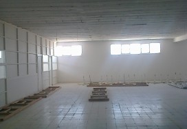 A LOUER LOCAL 1500 M2 2E ETAGE CHARGUIA