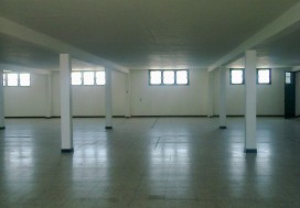A LOUER LOCAL 1500 M2 2E ETAGE CHARGUIA