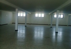 A LOUER LOCAL 1500 M2 2E ETAGE CHARGUIA