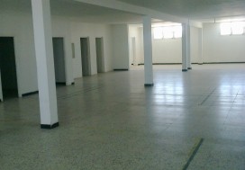 A LOUER LOCAL 1500 M2 2E ETAGE CHARGUIA