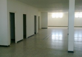 A LOUER LOCAL 1500 M2 2E ETAGE CHARGUIA