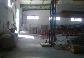 ALOUER LOCAL CHARP 1300 M2 MORNAGUI