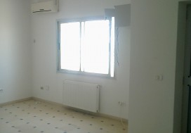 A LOUER LOCAL INDUSTR 1500 M2 TUN SUD