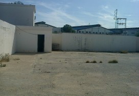 A LOUER LOCAL INDUSTRIEL 1000 M2  BIRINE