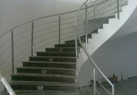 A LOUER IMMEUBLE HAUT STANDING 2200 M2