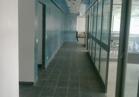 A LOUER BUREAUX 15 p H STAND LA SOUKRA
