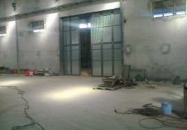 A LOUER LOCAL 3500 M2 NAASSEN