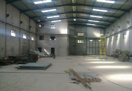 A LOUER LOCAL 3500 M2 NAASSEN