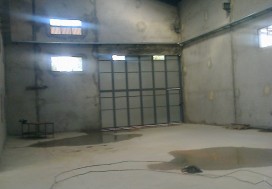 A LOUER LOCAL 3500 M2 NAASSEN