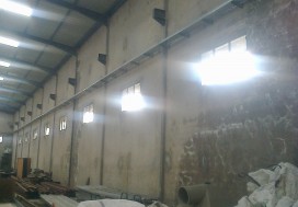 A LOUER LOCAL 3500 M2 NAASSEN