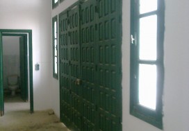 A LOUER LOCAL 1950 M2 CHARGUIA