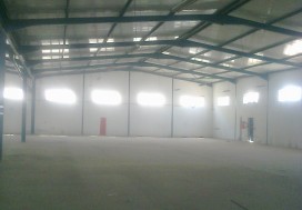 A LOUER LOCAL CHARPENTE 1800 M2