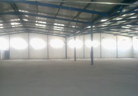 A LOUER LOCAL CHARPENTE 1800 M2