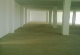 A LOUER IM 4200 M2 MEGRINE