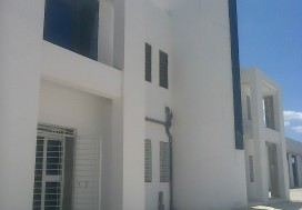 A LOUER DEPOT 4000 M2 TUNIS OUEST