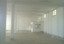 A LOUER DEPOT 1300 M2 DALLE A SOUKRA