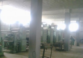 A VENDRE LOCAL SUR TER 1 HA A B KASSAA