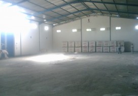 A LOUER DEPOT 2155 M2 CHARP ZONE VERTE