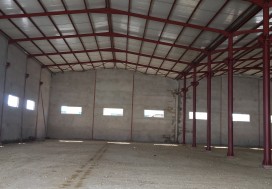 A LOUER LOCAL CHARP 2000 M2 TUNIS OUEST