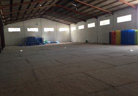 A LOUER LOCAL A GROMBALIA 4700 M2